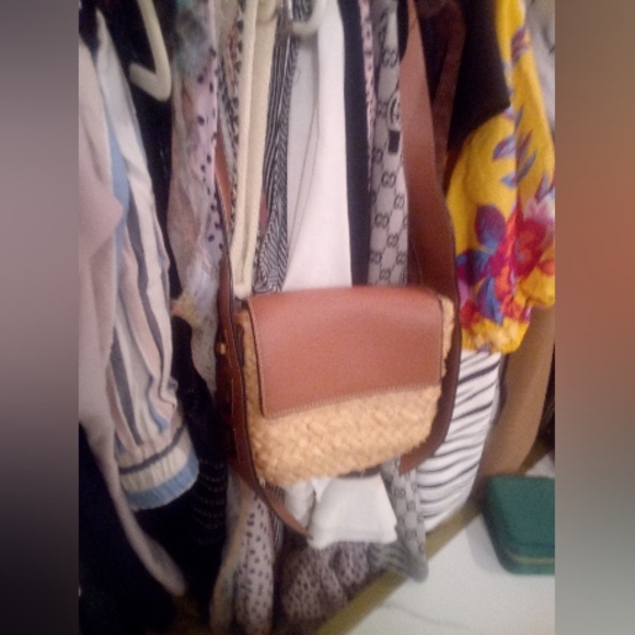 SAM EDELMAN • ELLE Boho Summer Straw Ratan Husk Leather Flap Crossbody Purse - Picture 6 of 15